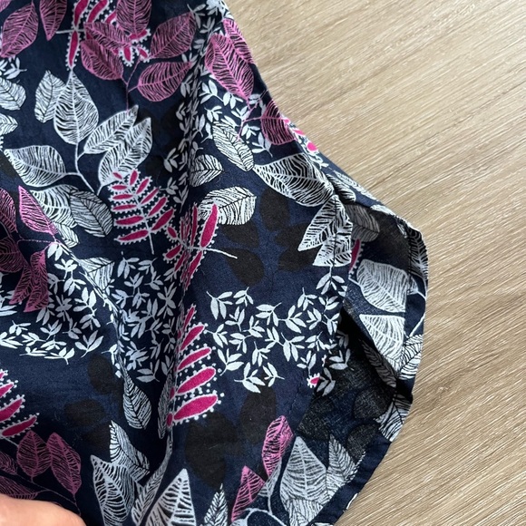 NWT Loft Leafed Smocked Button Blouse Cotton Size XL - Picture 10 of 12